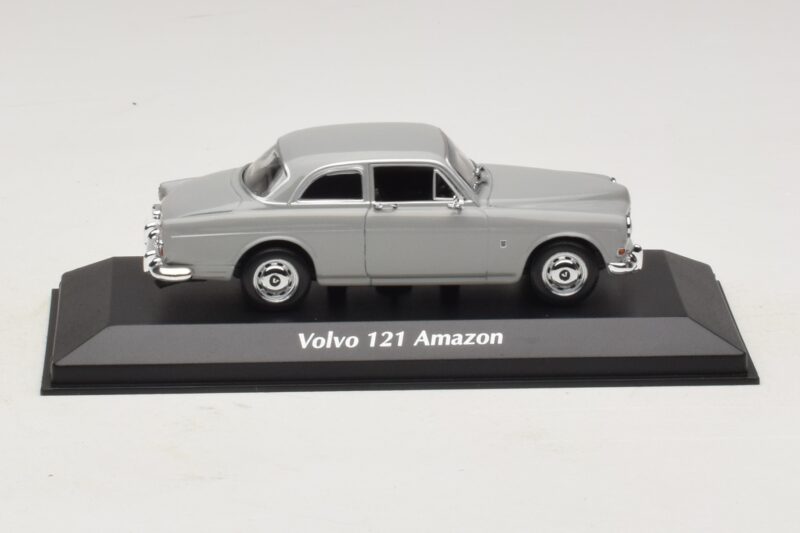 Volvo 121 Amazon Grau Maxichamps 1:43 Volvo 121 Amazon Grau Maxichamps 1:43 940171000 Druckguss