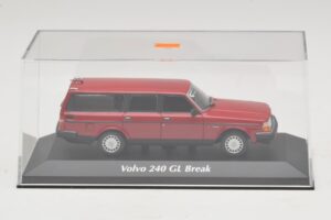 Volvo 240 GL Kombi Rot Maxichamps 1:43 940171410 Druckguss — Bild 5 von 5